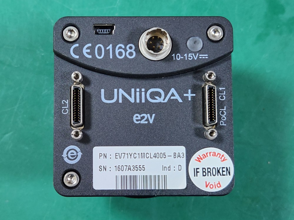 TELEDYNE E2V  UNiiQA+   LINE SCAN CAMERA EV71YC1MCL4005-BA3  라인 스캔 카메라 (중고)