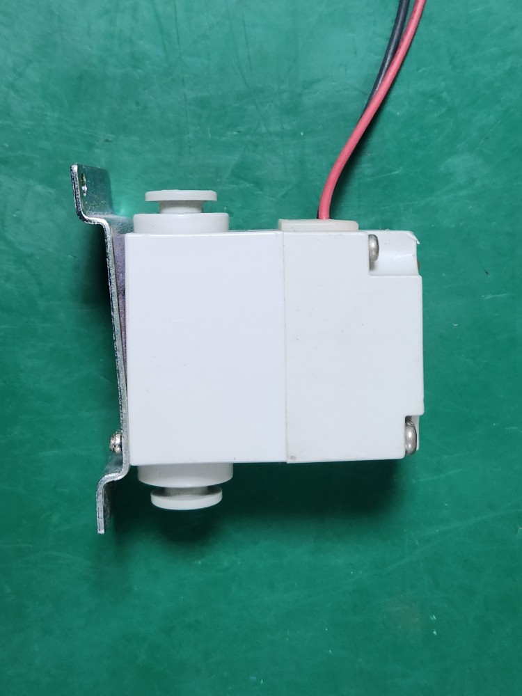 SMC SOLENOIDE VALVE VQ21A1-5GZ-C6-F (중고)
