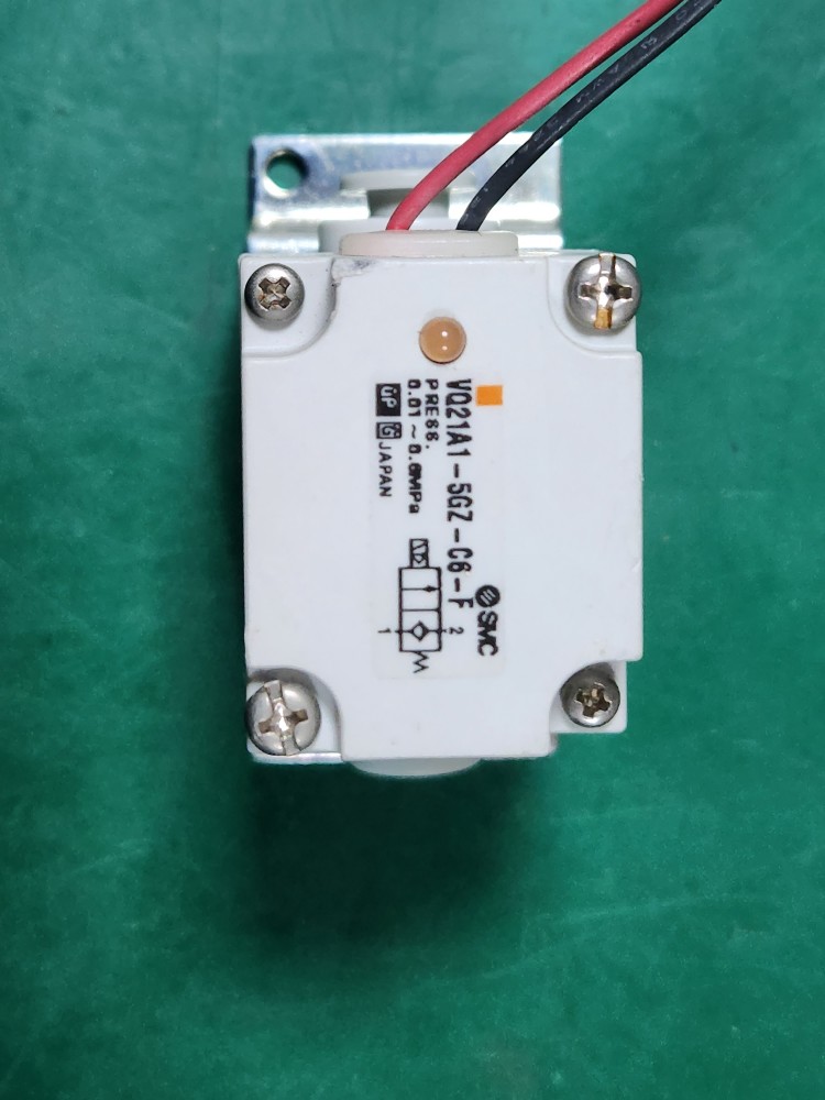 SMC SOLENOIDE VALVE VQ21A1-5GZ-C6-F (중고)