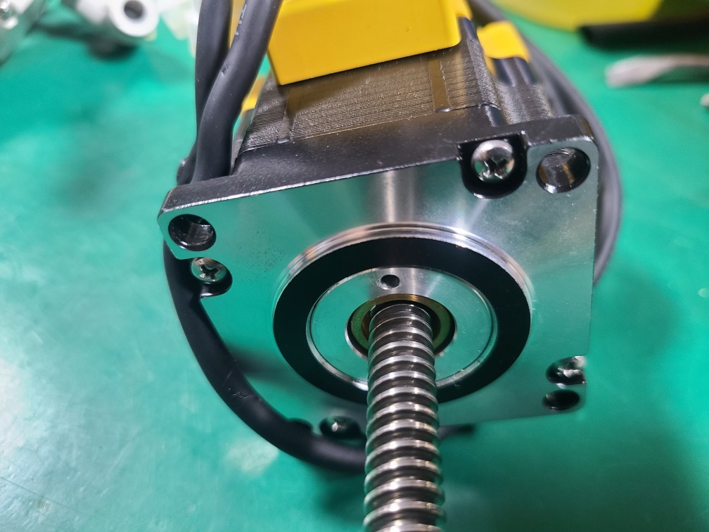 EZI-SERVO 23N2130K4-530SSSR (중고) CLOSED LOOP STEPPING SYSTEM