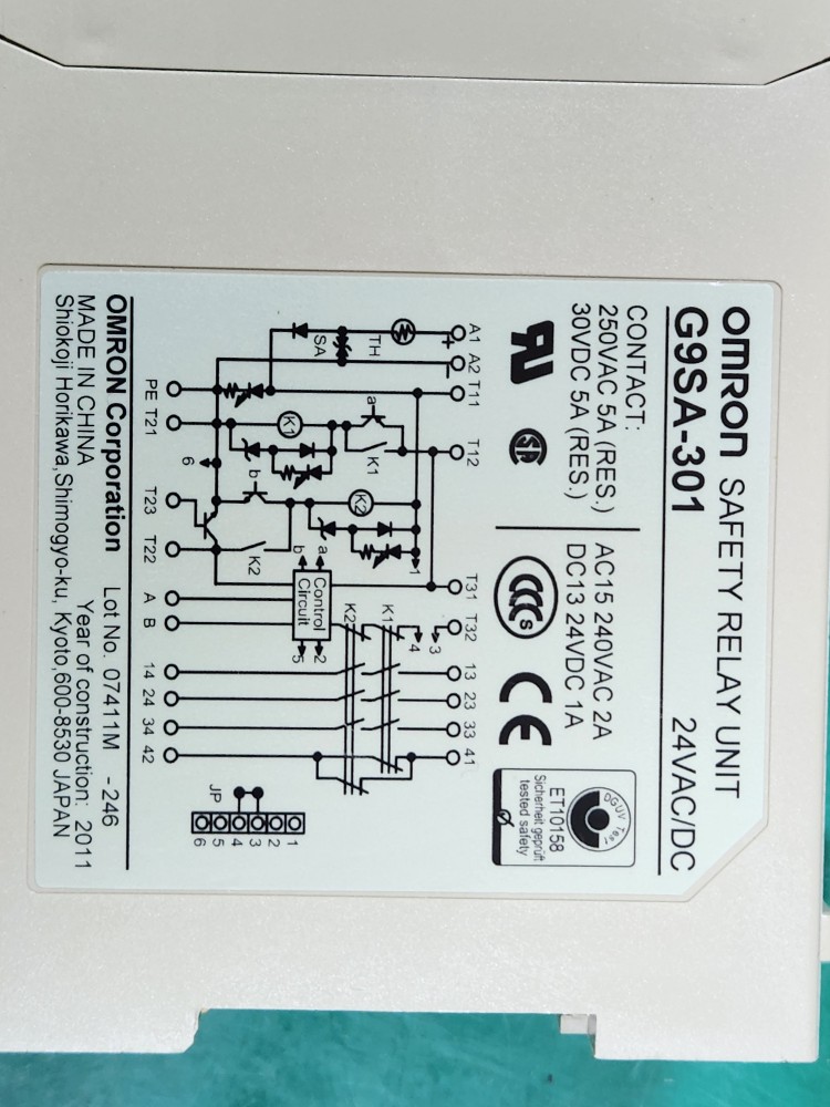 OMRON SAFETY RELAY UNIT G9SA-301 (중고) 옴론 안전릴레이