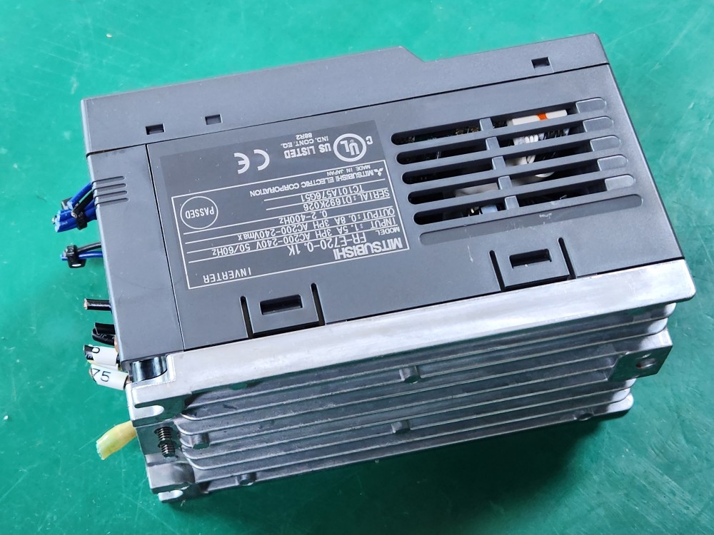 MITSUBISHI INVERTER FR-E720-0.1K (중고) 미쓰비씨 인버터