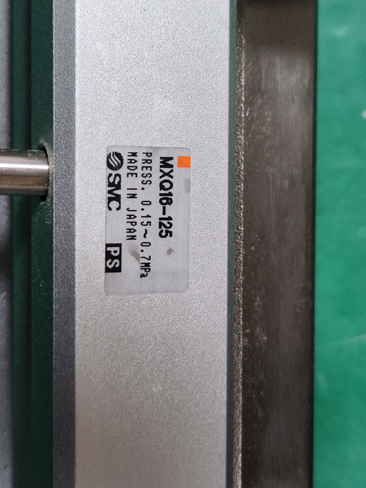 SMC TABLE SLIDE CYLINDER MXQ16-125 (중고) 테이블 슬라이드 실린더