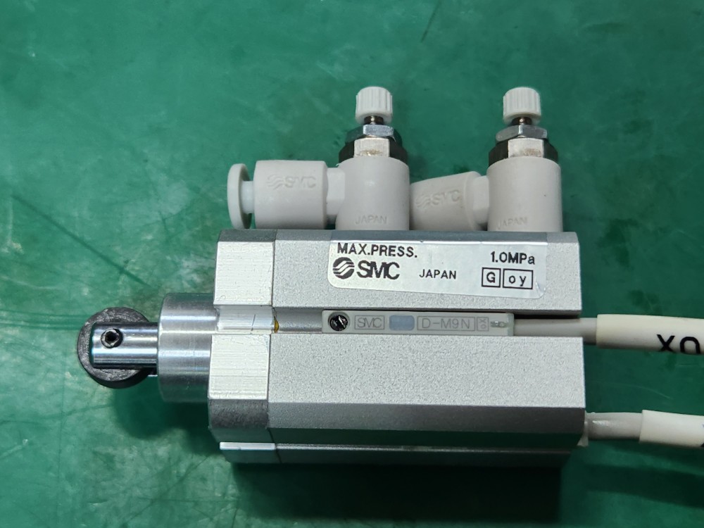 SMC STOPPER CYLINDER RSDQB12-10 스토퍼 실린더 (중고)