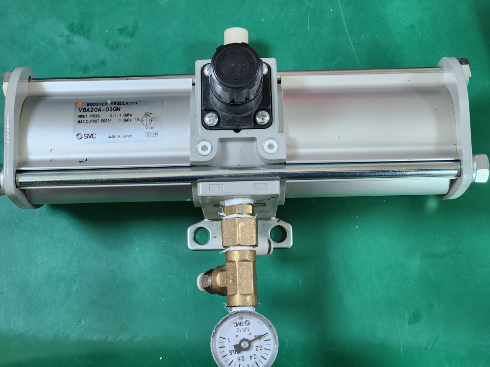 SMC BOOSTER REGULATOR VBA20A-03GN 부스터 레귤레이터 (중고)