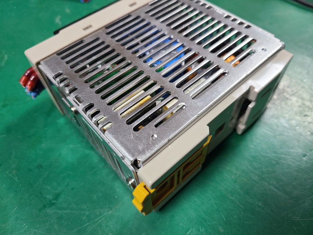 OMRON POWER SUPPLY S8VS-12024A (중고)