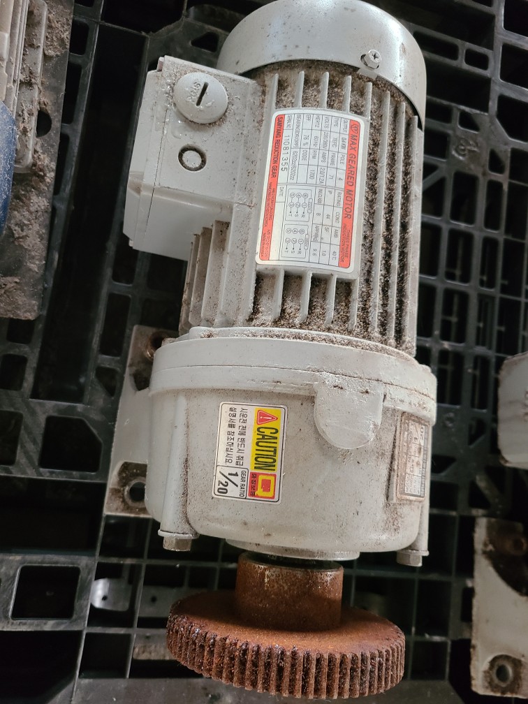 MAX GEARED MOTOR TEFC-71 0.4KW 20:1 (중고)