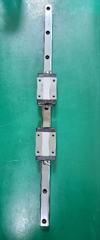 THK LM GUIDE HSR20R2UU-560L (중고) 삼익 엘엠가이드