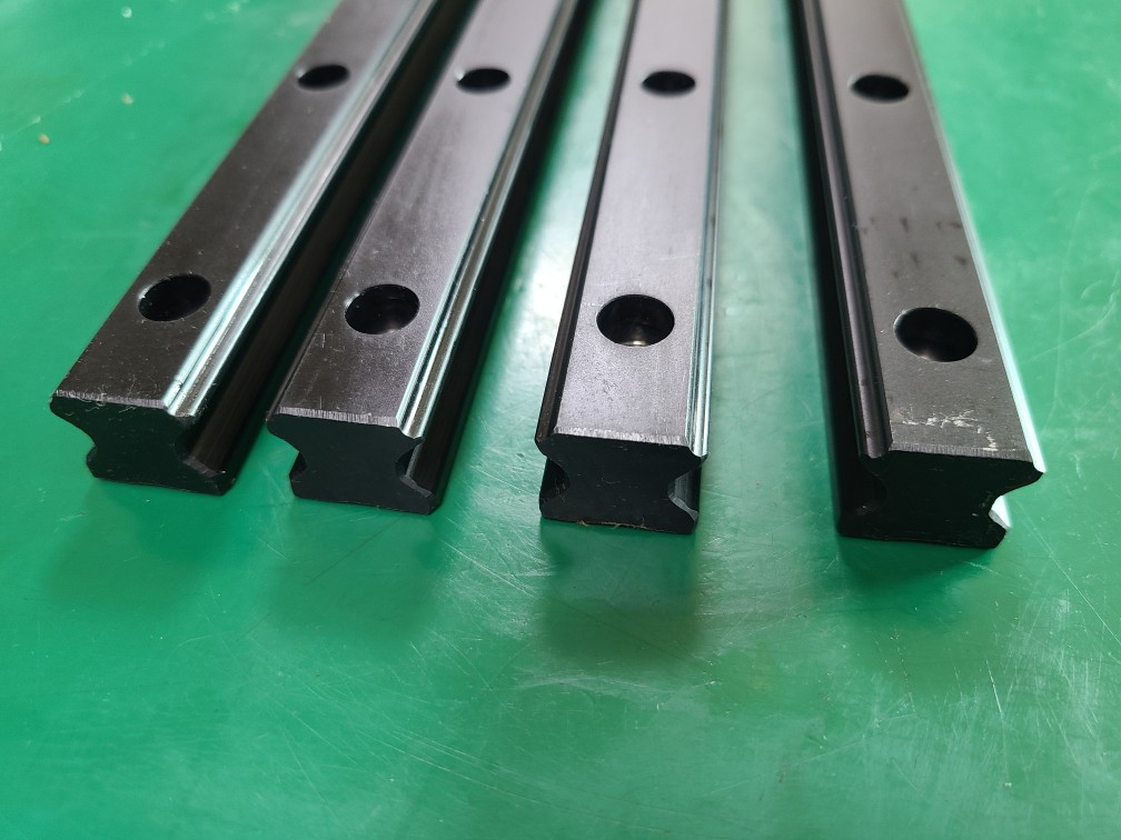 PMI LM GUIDE RAIL HSR20-400L 피엠아이 엘엠가이드 레일 (중고)