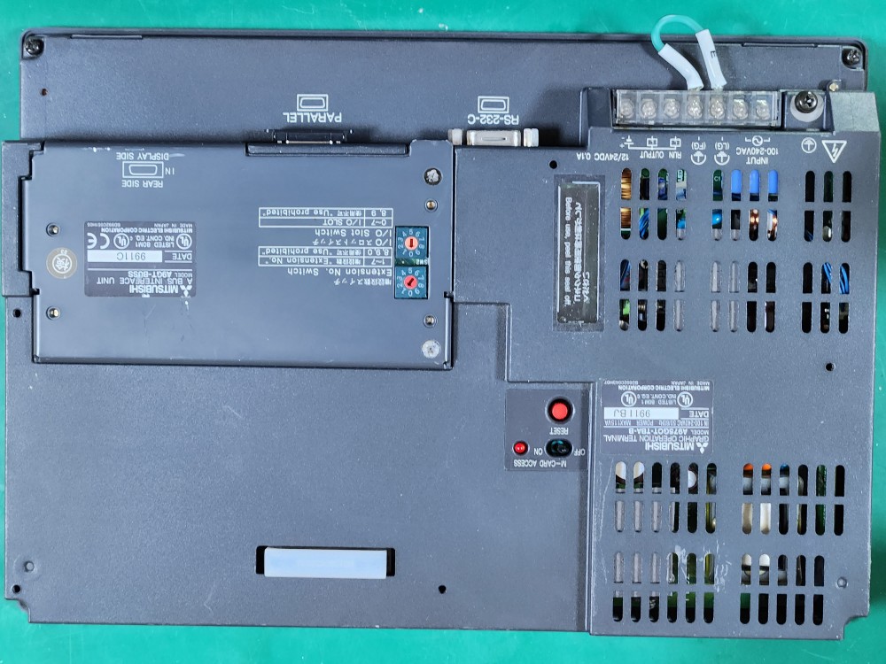 MITSUBISHI TOUCH PANEL A975GOT-TBA-B 미쯔비시 터치 패널 (중고)