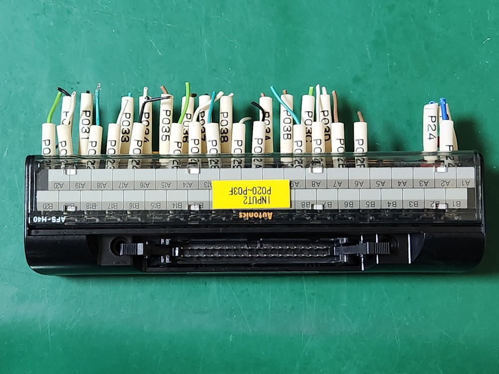 AUTONICS I/O TERMINAL BLOCKS  AFS-H40  I/O 터미널 단자대 (중고)