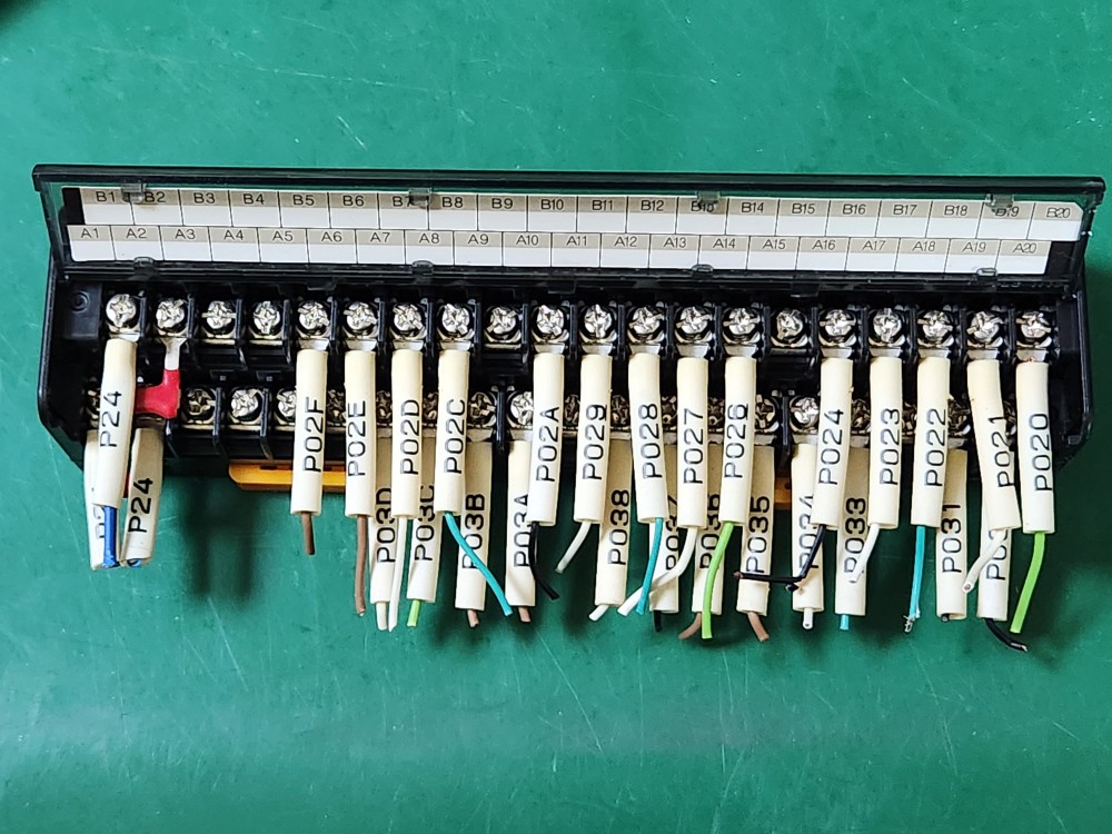 AUTONICS I/O TERMINAL BLOCKS  AFS-H40  I/O 터미널 단자대 (중고)