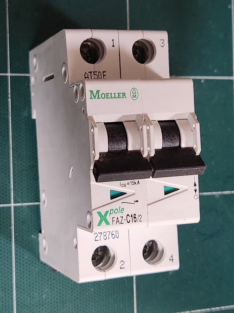 MOELLER CIRCUIT BREAKER FAZ-C16/2 (C6/2, C10/2, C20/2)    회로차단기 (중고)