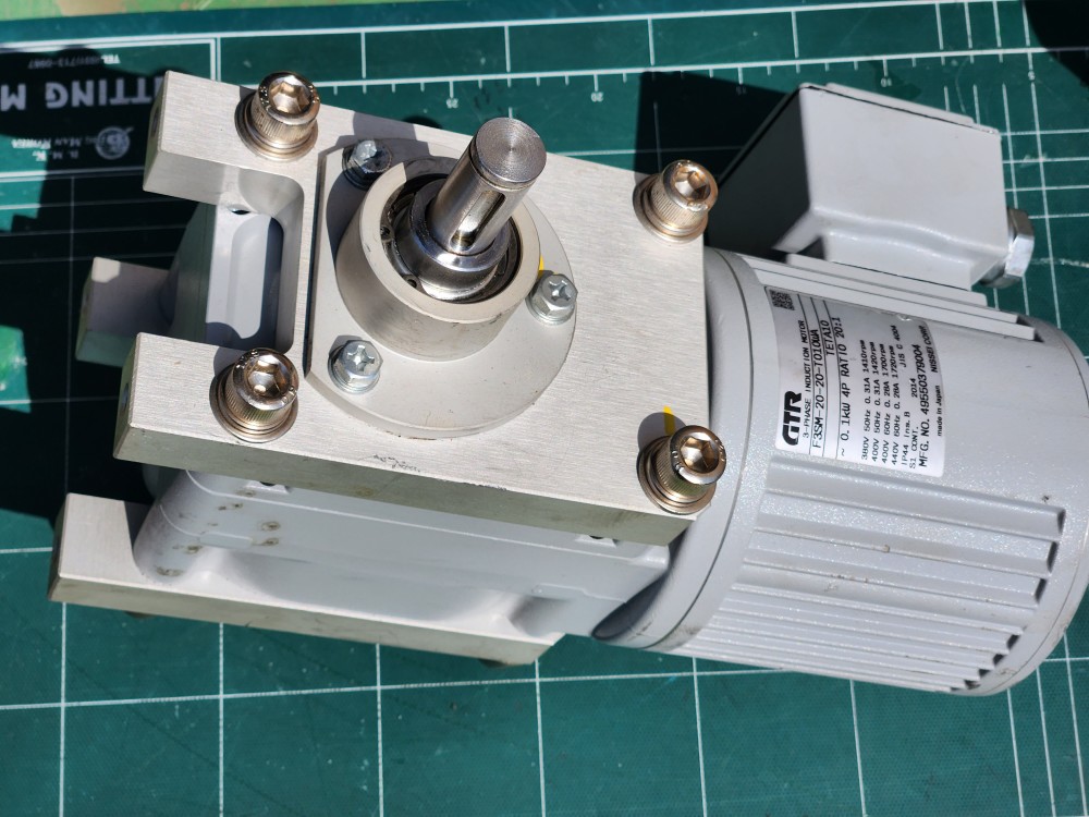 NISSEI 3-PHASE INDUCTION MOTOR F3SM-20-20-T010WA 닛세이 인덕션 모터 (중고)