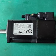 YASKAWA SERVO MOTOR SGMAV-01A3A21 야스카와 서보 모터 (중고)