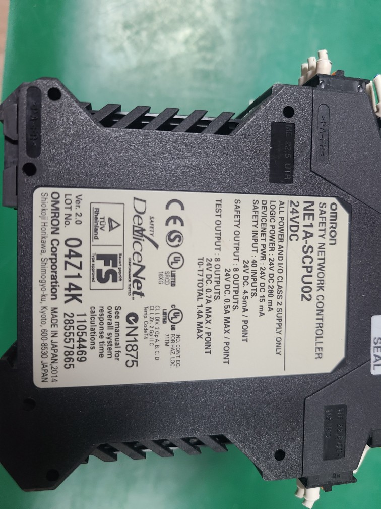 OMRON SAFETY NETWORK CONTROLLER NE1A-SCPU02 (중고) 오므론 안전 콘트롤