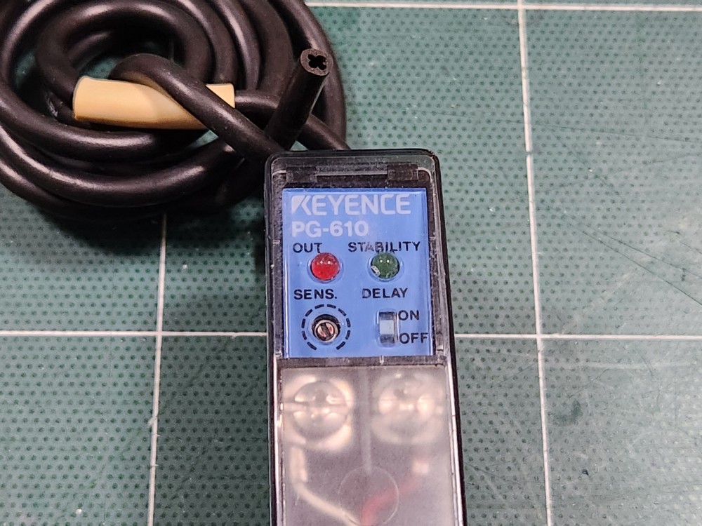 KEYENCE AMPLIFIER UNIT PG-610 키엔스 증폭기 (중고)