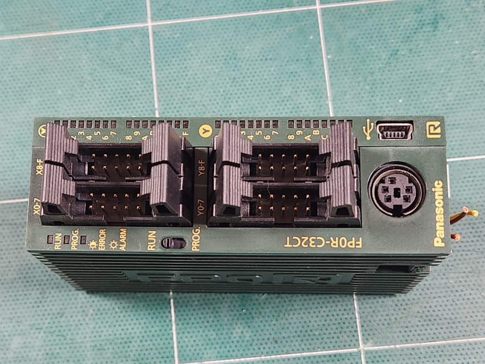 PANASONIC PLC CONTROL UNIT  FP0R-C32CT (AFP0RC32CT) 파나소닉 컨트롤 유닛 (중고)