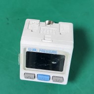 SMC PRESSURE SWITCH ZSE30A-01-C, ZSE30A-01-D, ZSE30A-01-N 압력 스위치 (중고)
