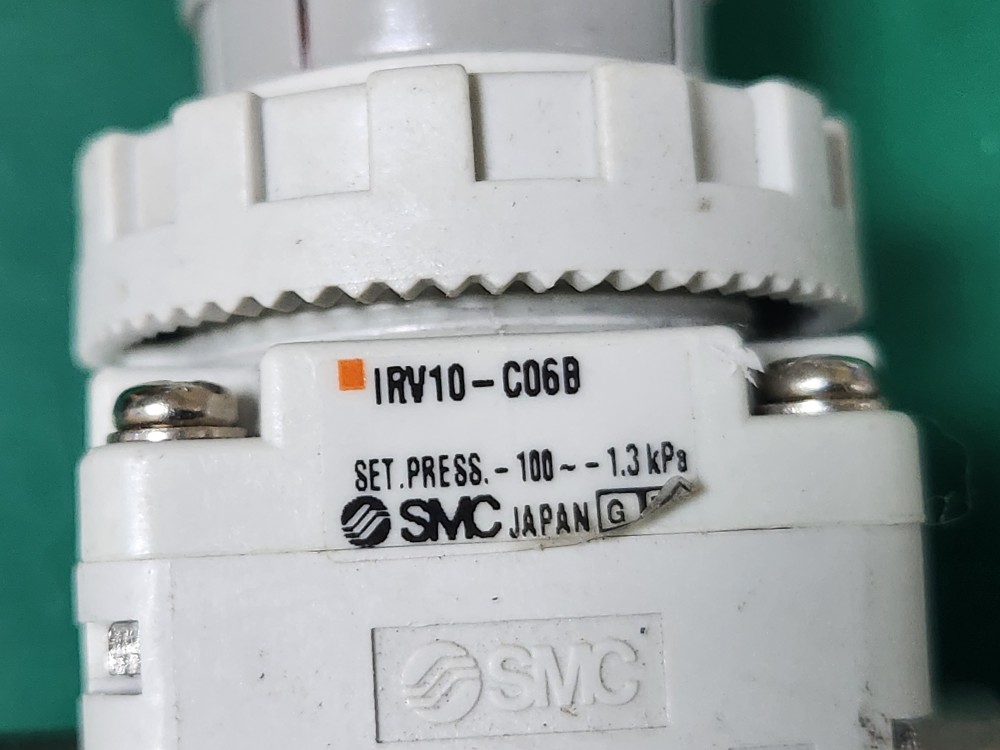 SMC REGULATOR IRV10-C06B, LC06, LC06B, LC08BG 레귤레이터 (중고)