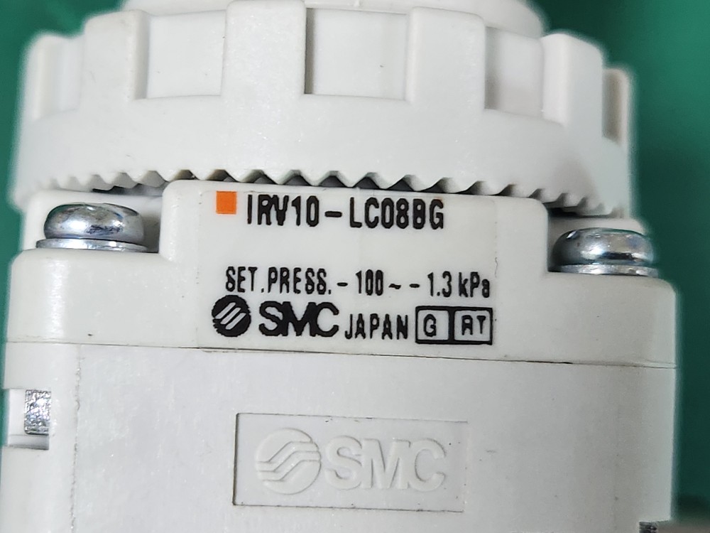 SMC REGULATOR IRV10-C06B, LC06, LC06B, LC08BG 레귤레이터 (중고)