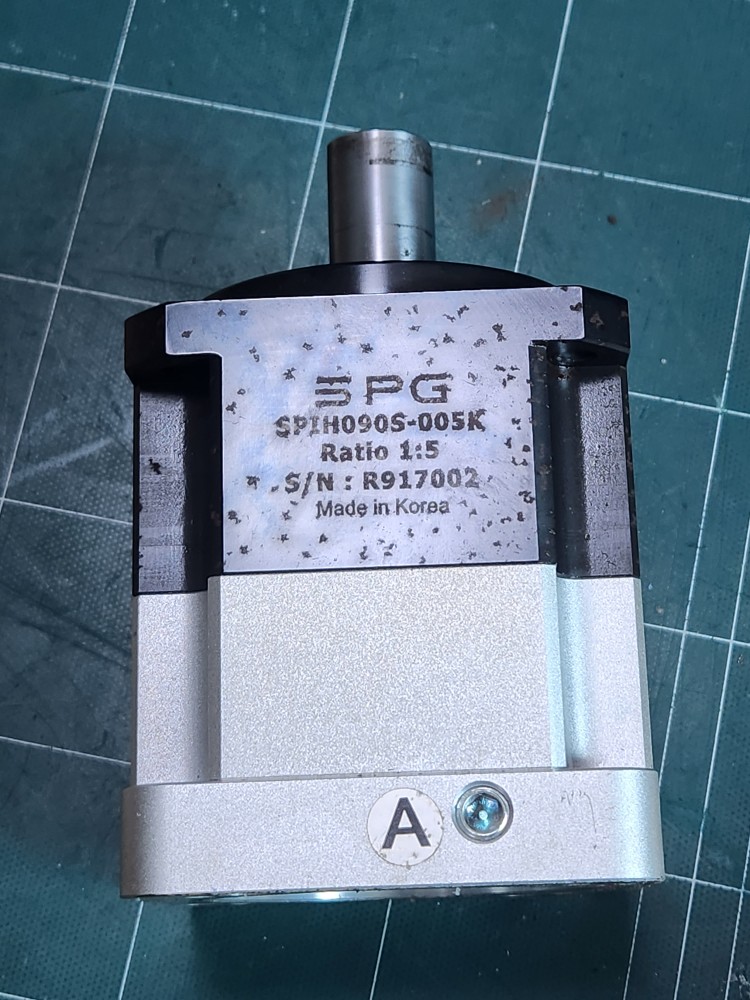 SPG REDUCER SPI090S-005K, SPIH090S-005K  5:1  감속기 (중고)