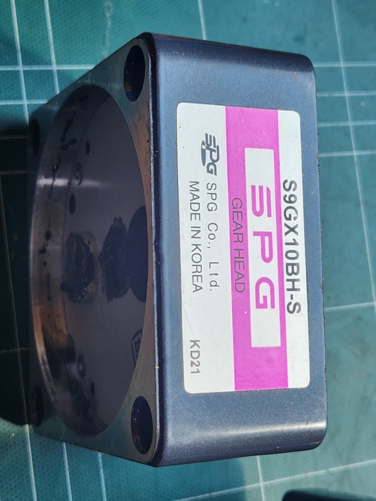 SPG GEAR HEAD S9GX10BH-S (10:1 중고), S9KC150BH-S (150:1 중고)