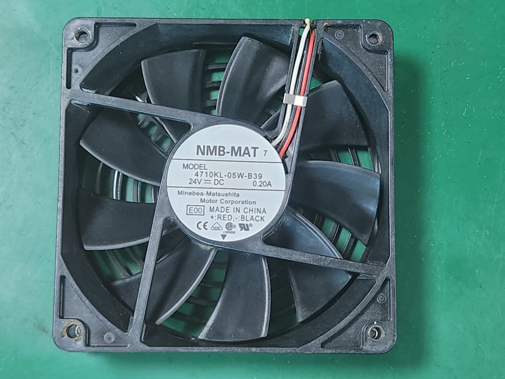 NMB-MAT COOLING FAN  4710KL-05W-B39  쿨링팬(중고)