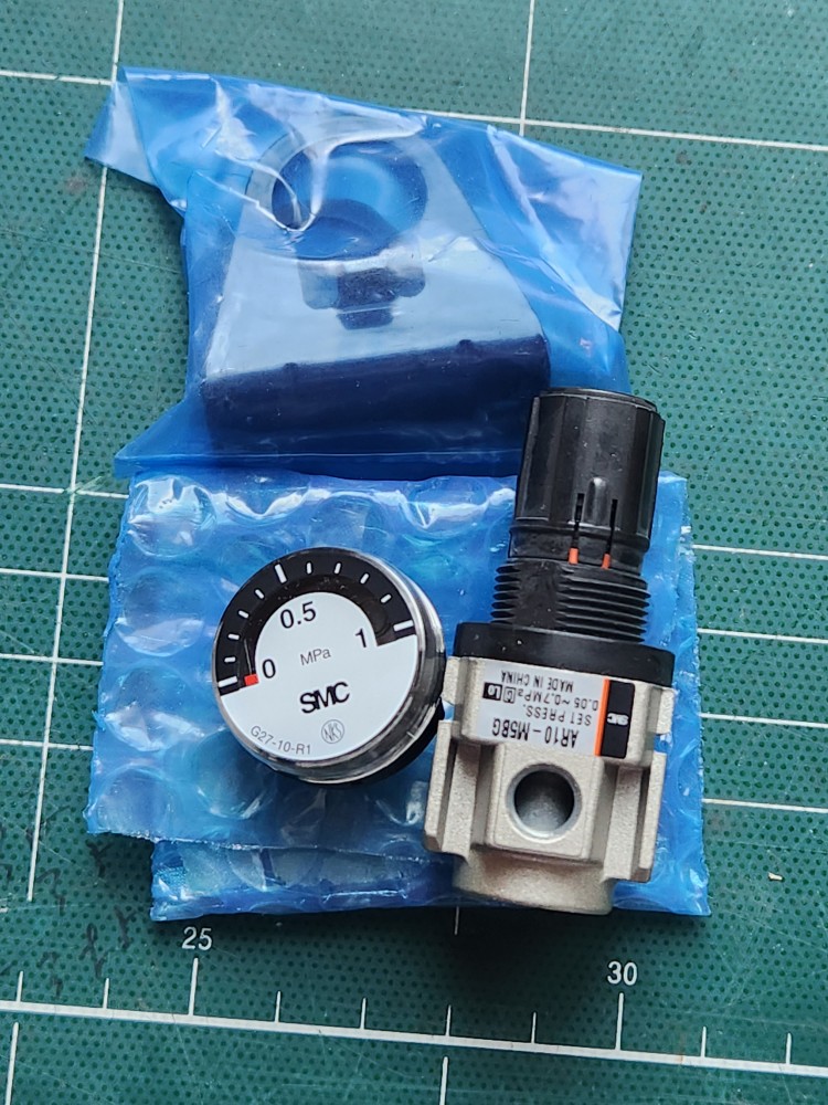 (미사용품) SMC REGULATOR AR10-M5BG