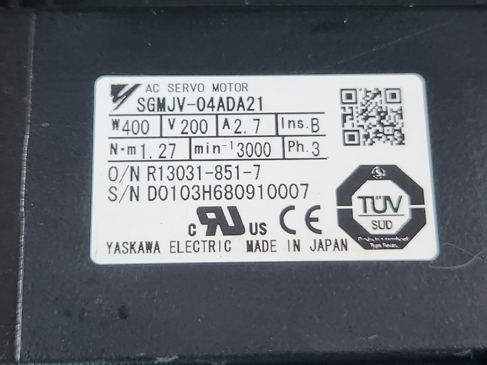 YASKAWA SERVO MOTOR SGMJV-04ADA21 야스카와 서보 모터 (중고)