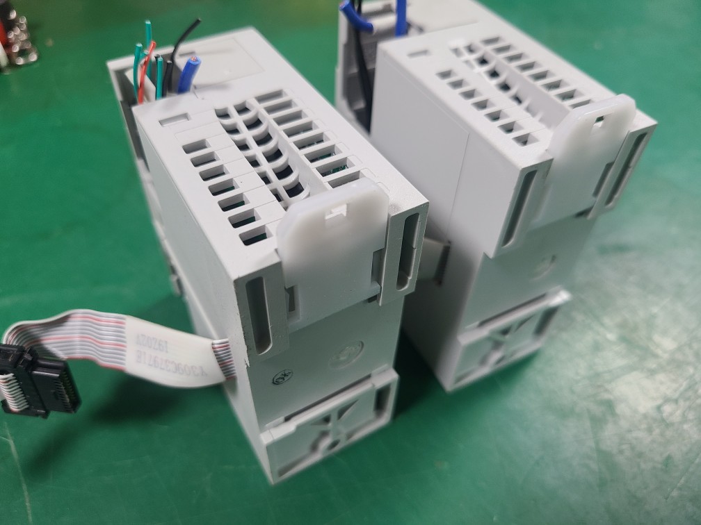 MITSUBISHI PLC FX5-16EX/ES+FX5-16EYT/ES (중고) 미쓰비씨 피엘씨