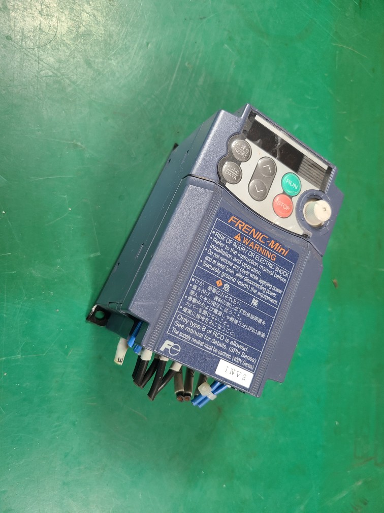 FUJI INVERTER FRN01C1S-2J (중고) 후지 인버터