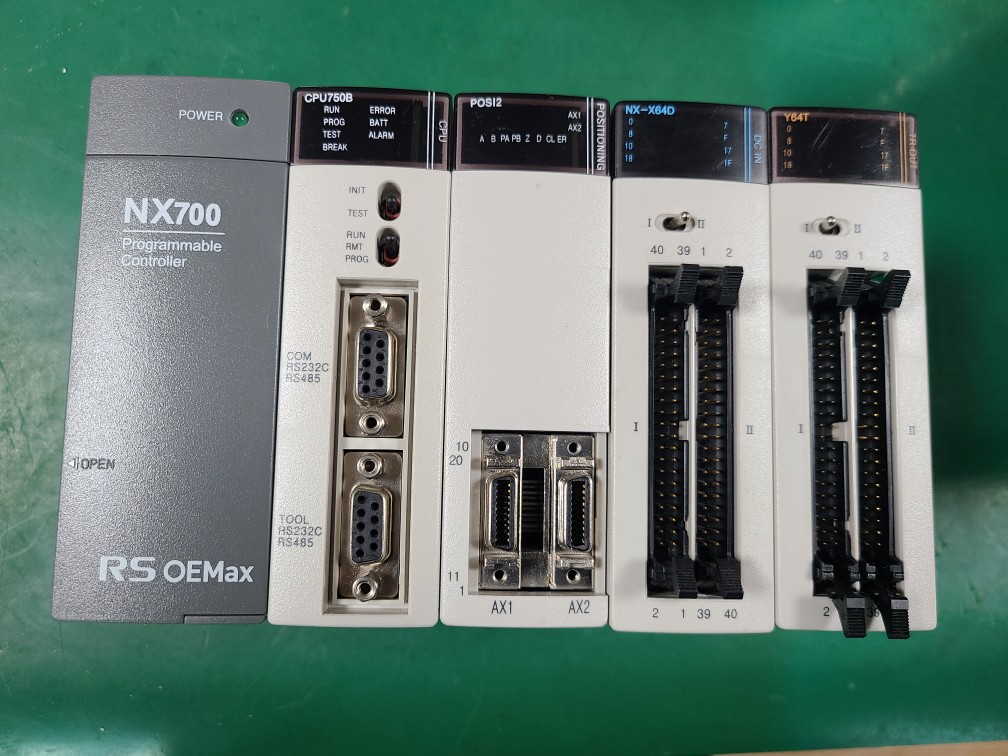 RS AUTOMATION PLC ASS'Y NX700시리즈 CPU750B+POSI2+X64D+Y64T+BASE03 (중고)