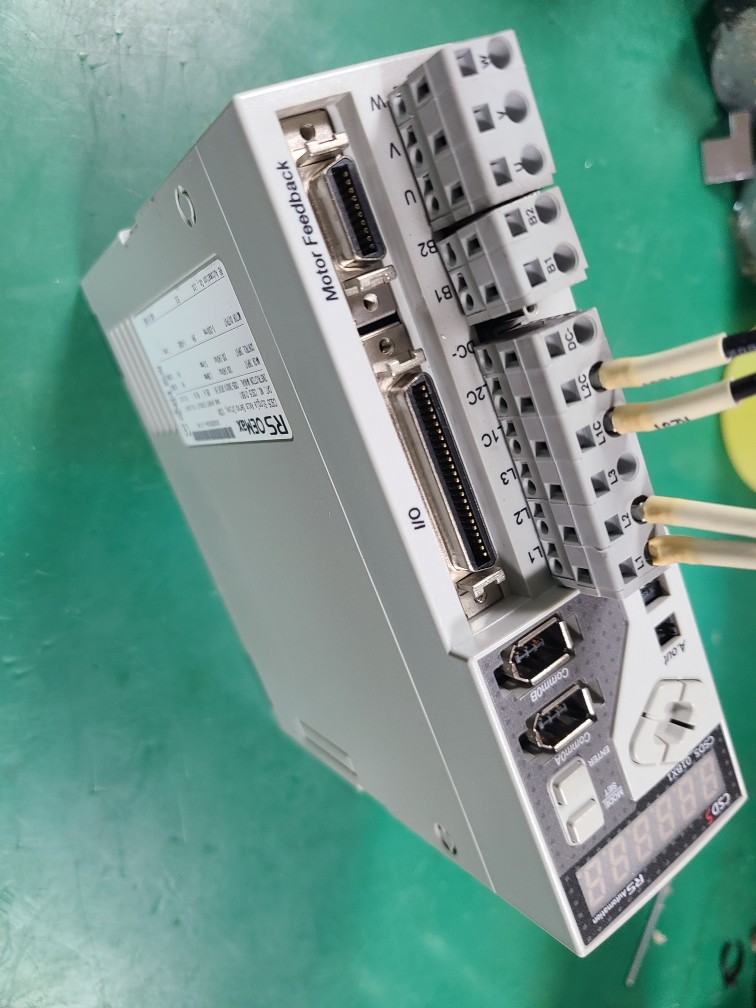 RS OEMAX SERVO DRIVE CSD5-01BX1 (중고) 알에스오토메이션 서보드라이브