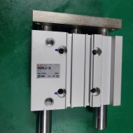 SMC GUIDE CYLINDER MGPM32-50 (중고) 가이드 실린더