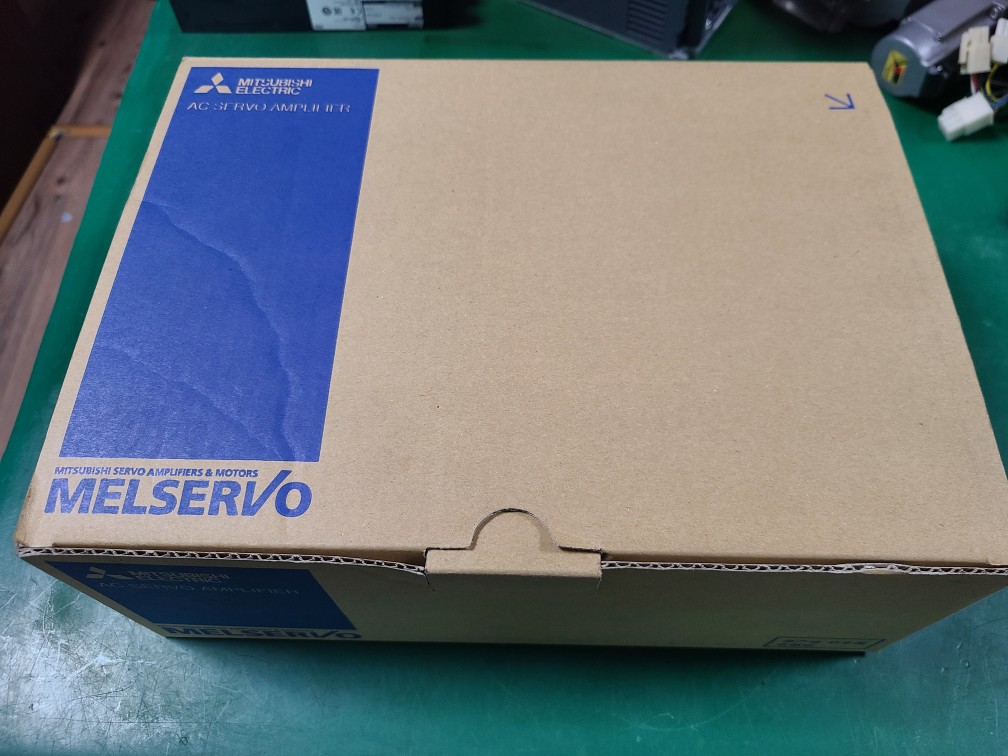 (A급-박스포장상태) MITSUBISHI SERVO DRIVE MR-J4-350B(2023년식) 미쓰비씨 서보드라이브