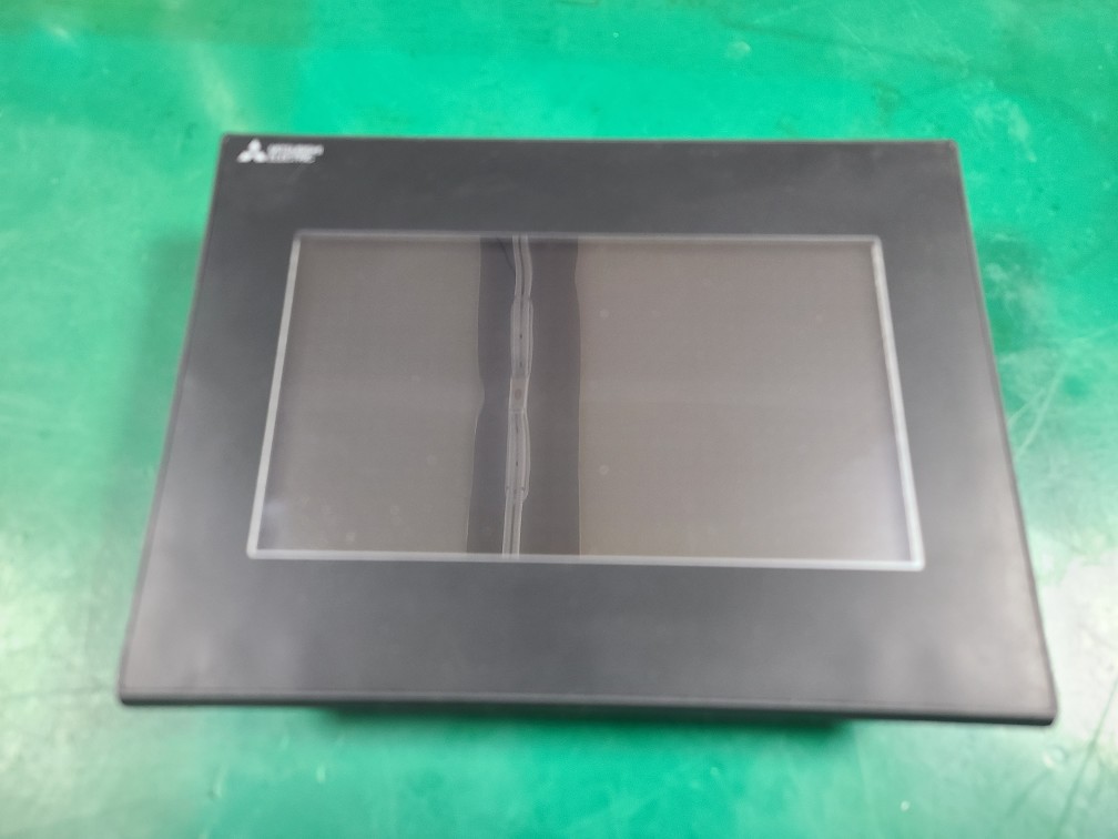 GRAPHIC OPERATION TERMINAL GS2107-WTBD (중고) 터치패널