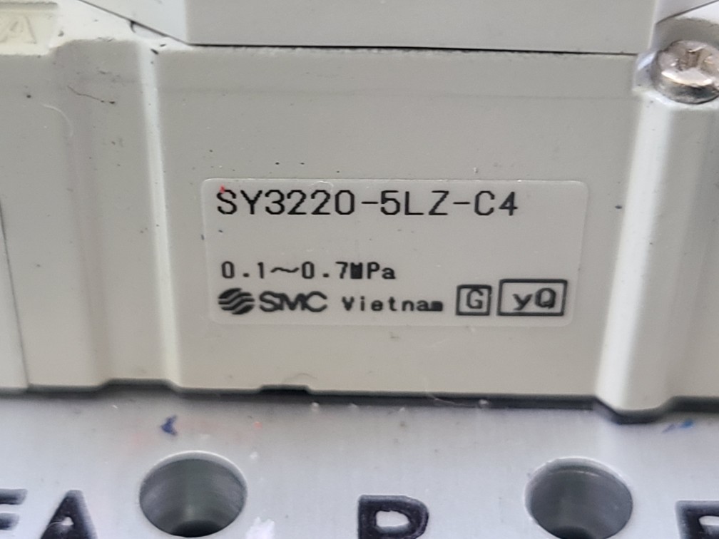 SMC SOLENOIDE VALVE  SY3220-5LZ-C4 (2EA-중고) 솔레노이드 밸브