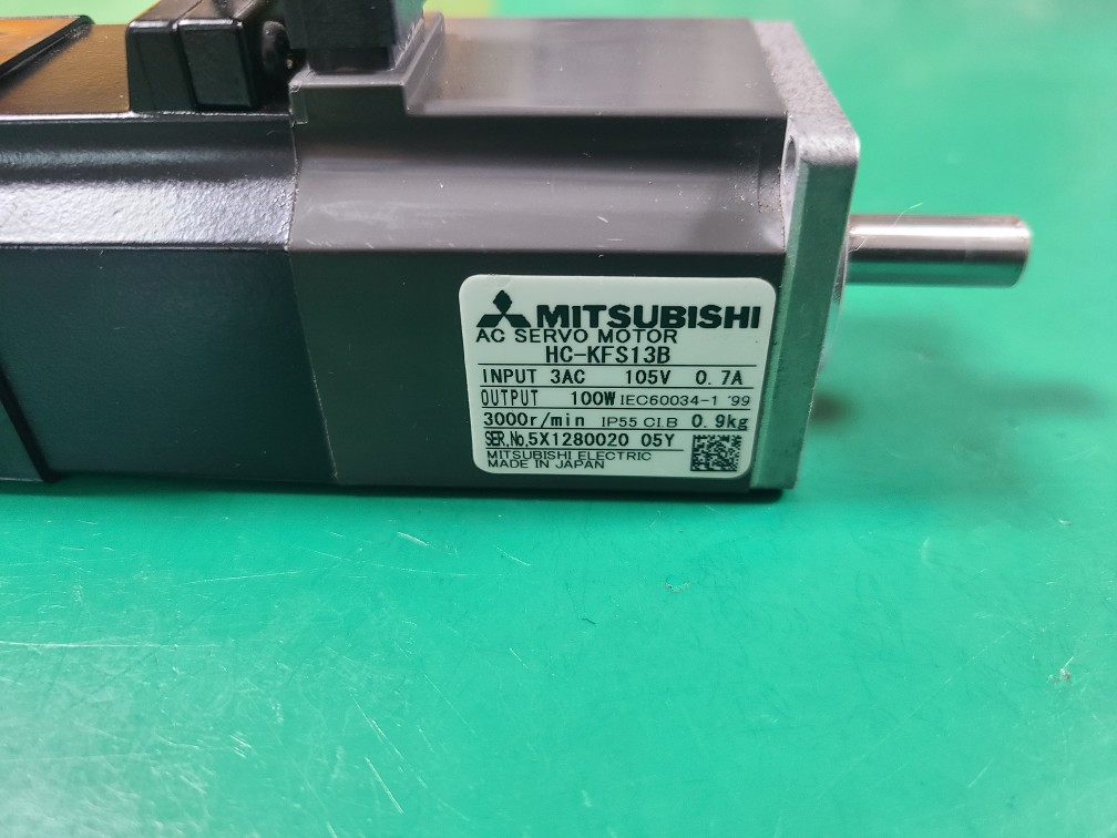 MITSUBISHI SERVO MOTOR HC-KFS13B (중고) 미쓰비씨 서보모타