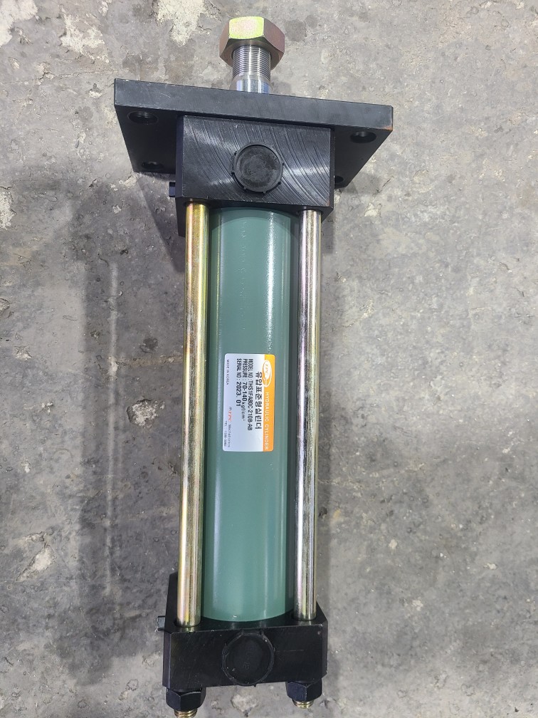 (A급-미사용품) TPC 유압표준형실린더 THS1FA80C-210B-AB
