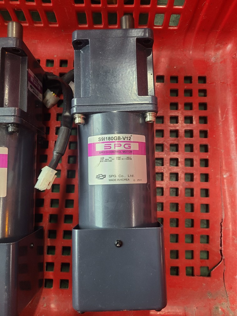 SPG SPEED CONTROL MOTOR S9I180GB-V12 +CONTROL