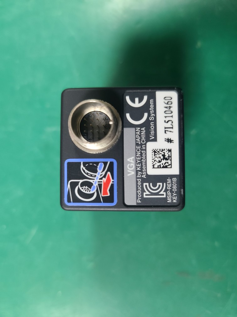 KEYENCE CCD CAMERA XG-035M