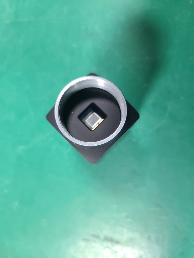 KEYENCE CCD CAMERA XG-035M