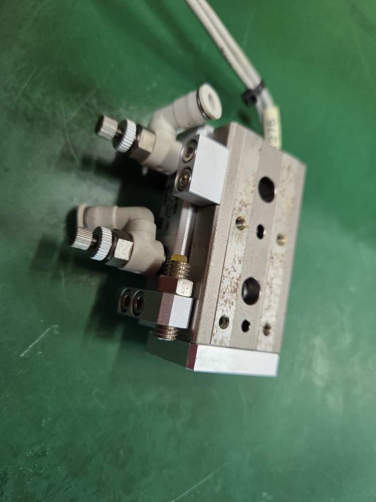SMC MXQ8-20A (중고) 슬라이드 실린더