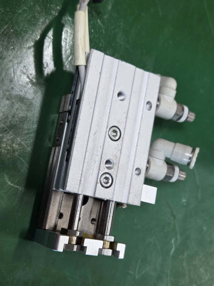 SMC MXQ8-20A (중고) 슬라이드 실린더