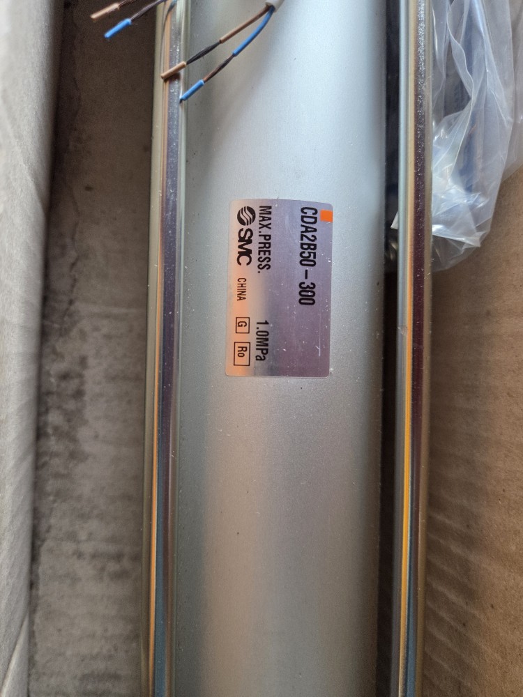 (A급-미사용품) AIR CYLINDER CDA2B50-300 에어 실린더