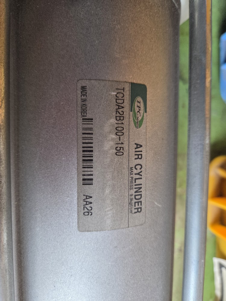미사용중고 AIR CYLINDER TCDA2B100-150