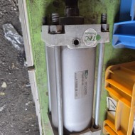 미사용중고 AIR CYLINDER TCDA2B100-150