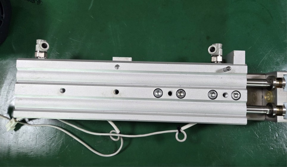 SMC AIR CYLINDER MXQ20-150 (중고) 테이블 슬라이드 실린더
