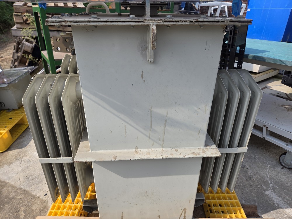 대신공업 유입식 전압조정기 3상 800KVA (중고)